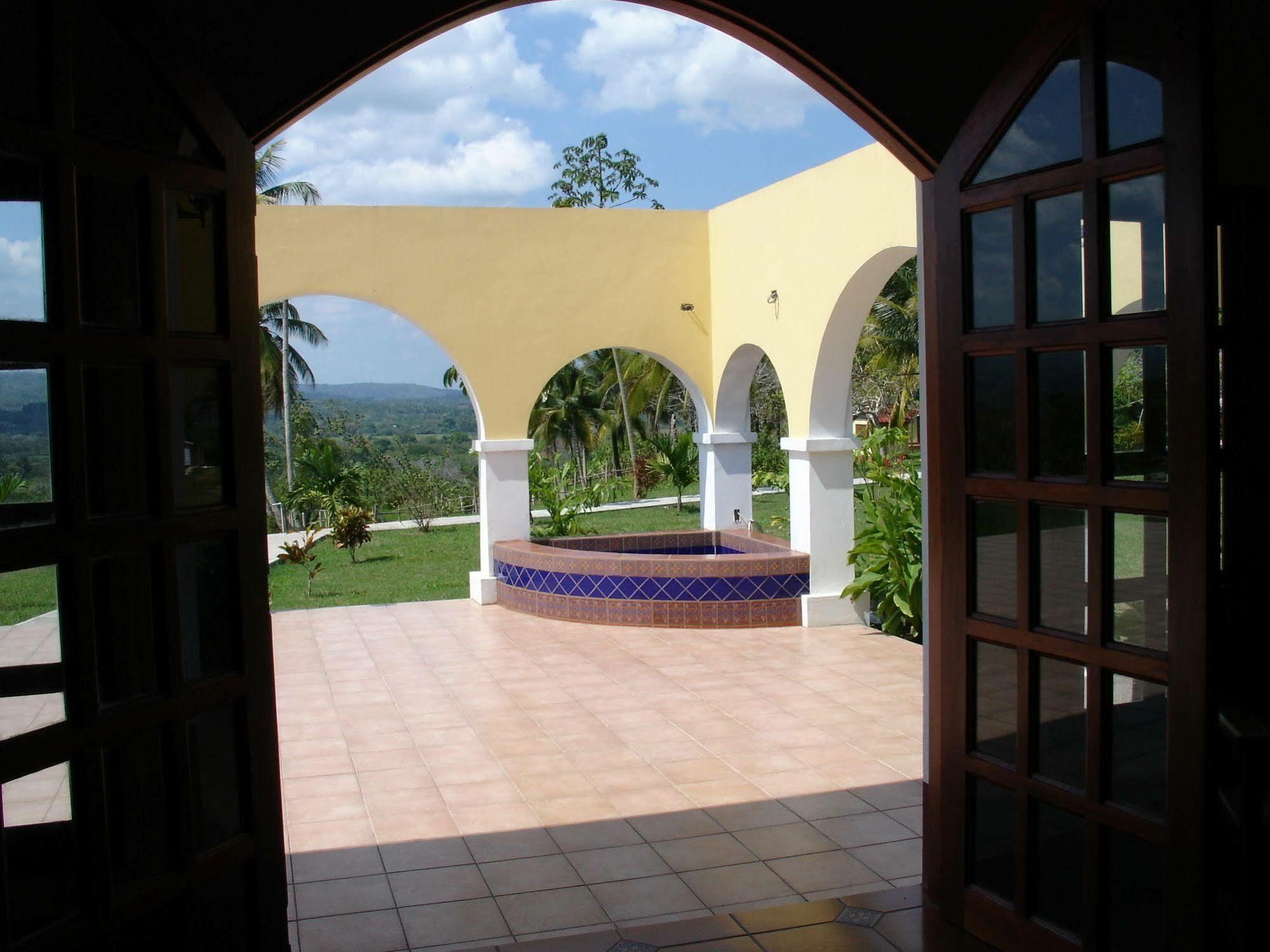 Casa Del Caballo Blanco Hotel San Ignacio Exterior photo